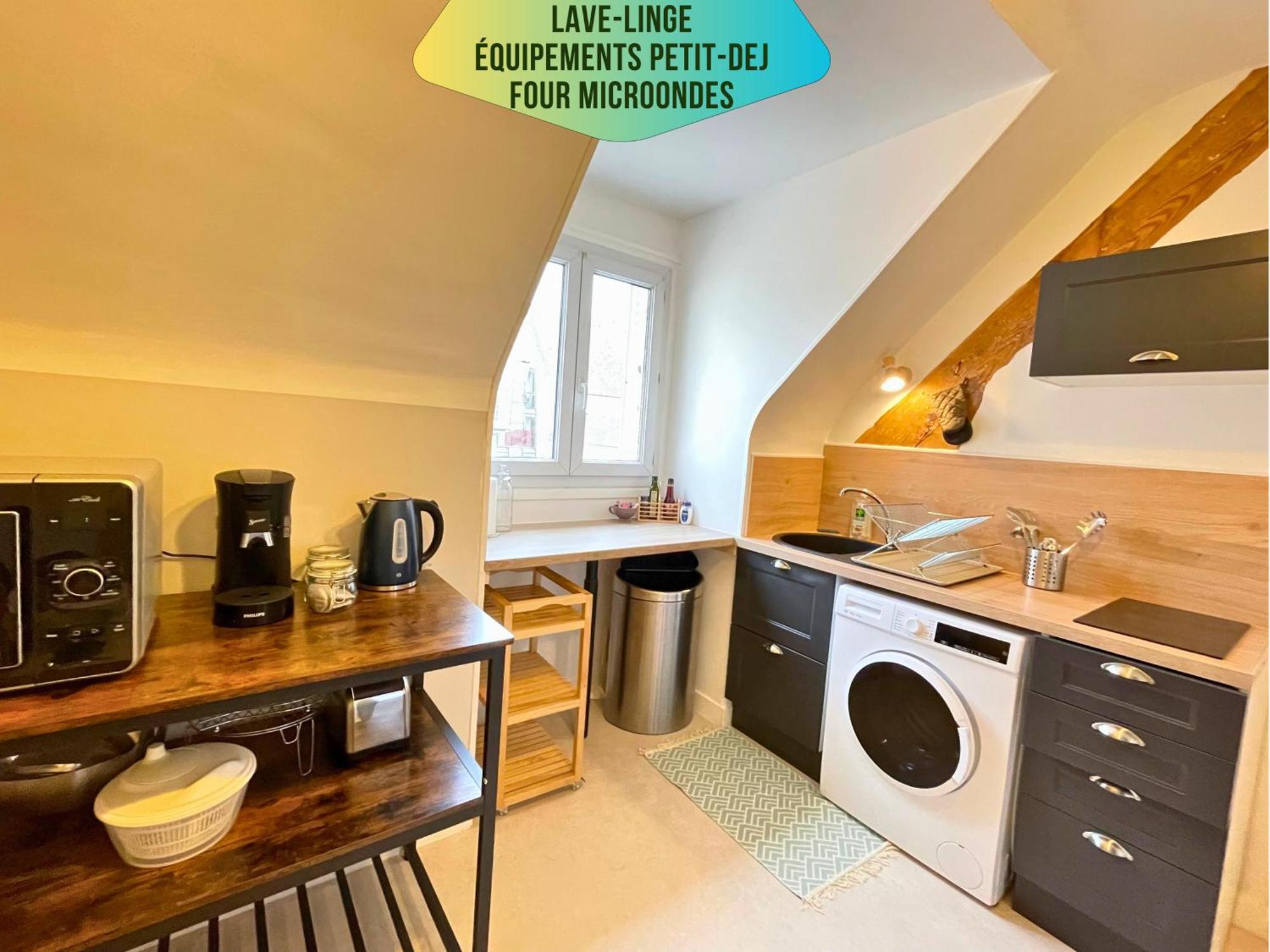 Le Corneille - Ideal Pros & Couples - Centre Historique - Chateau 5Min - Gare 10Min - Au Calme - Fibre كومبيينْيِ المظهر الخارجي الصورة