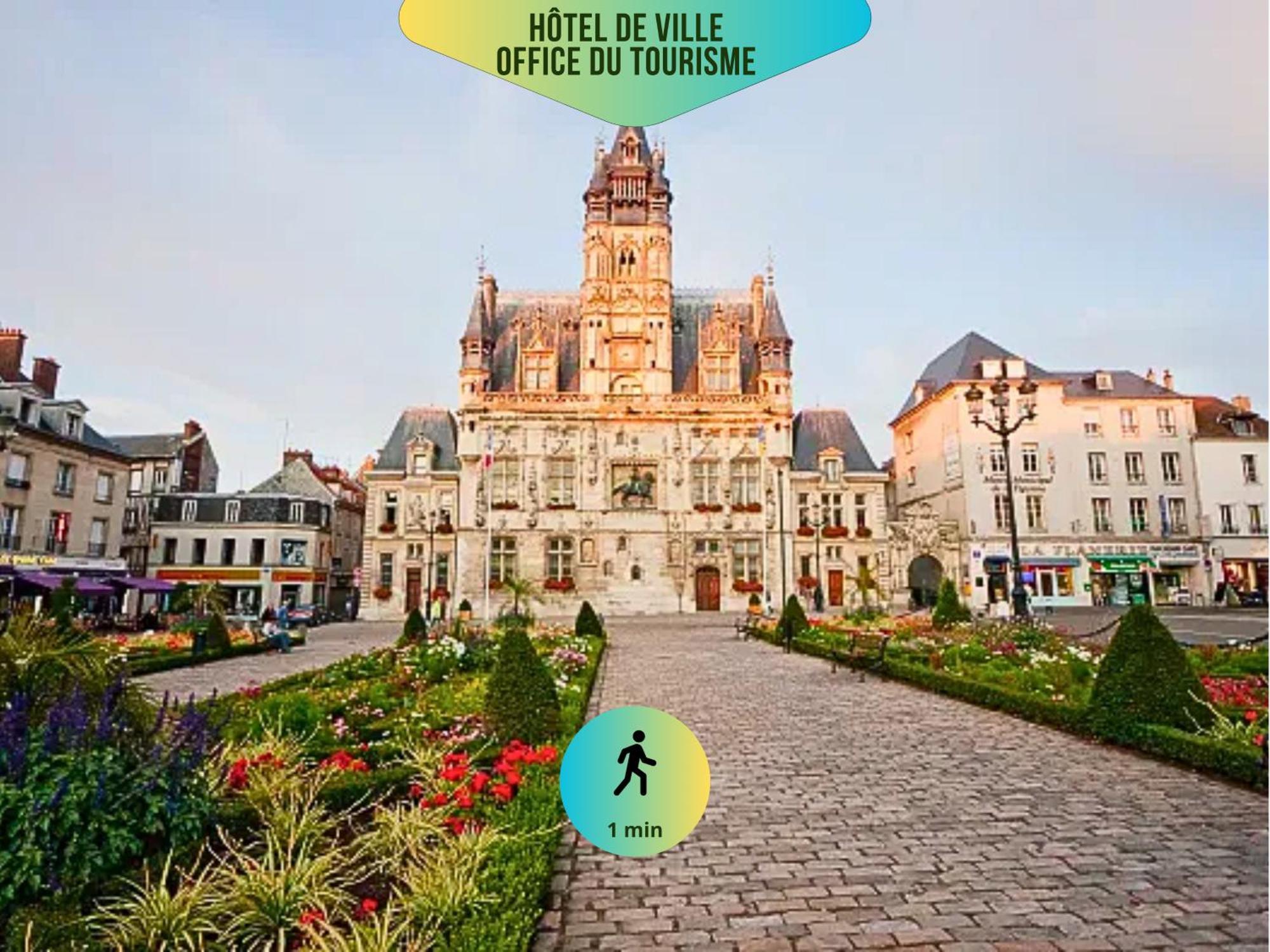 Le Corneille - Ideal Pros & Couples - Centre Historique - Chateau 5Min - Gare 10Min - Au Calme - Fibre كومبيينْيِ المظهر الخارجي الصورة
